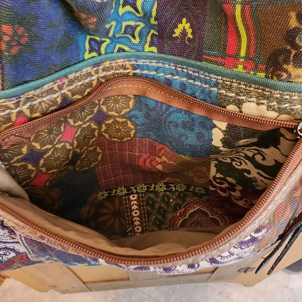 Fossil Multicolor Patchwork Canvas Shoulder Bag with Tan Leather Trim - Picture 7 of 16